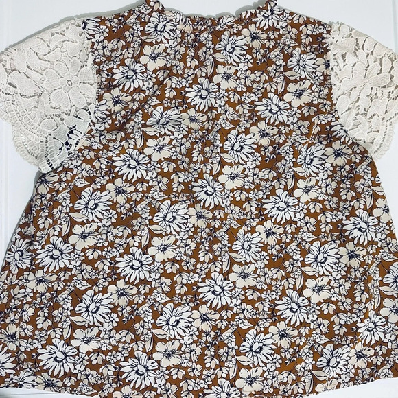 Floral Lace Trim Top - Brown - Picture 7 of 13
